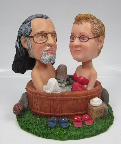 Hot Tub Couple (ONLINE ORDER ONLY)
