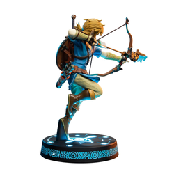 First 4 Figures: The Legend of Zelda: Breath of the Wild - Link Statue (ONLINE ORDER ONLY)