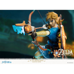 First 4 Figures: The Legend of Zelda: Breath of the Wild - Link Statue (ONLINE ORDER ONLY)