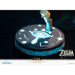 First 4 Figures: The Legend of Zelda: Breath of the Wild - Link Statue (ONLINE ORDER ONLY)