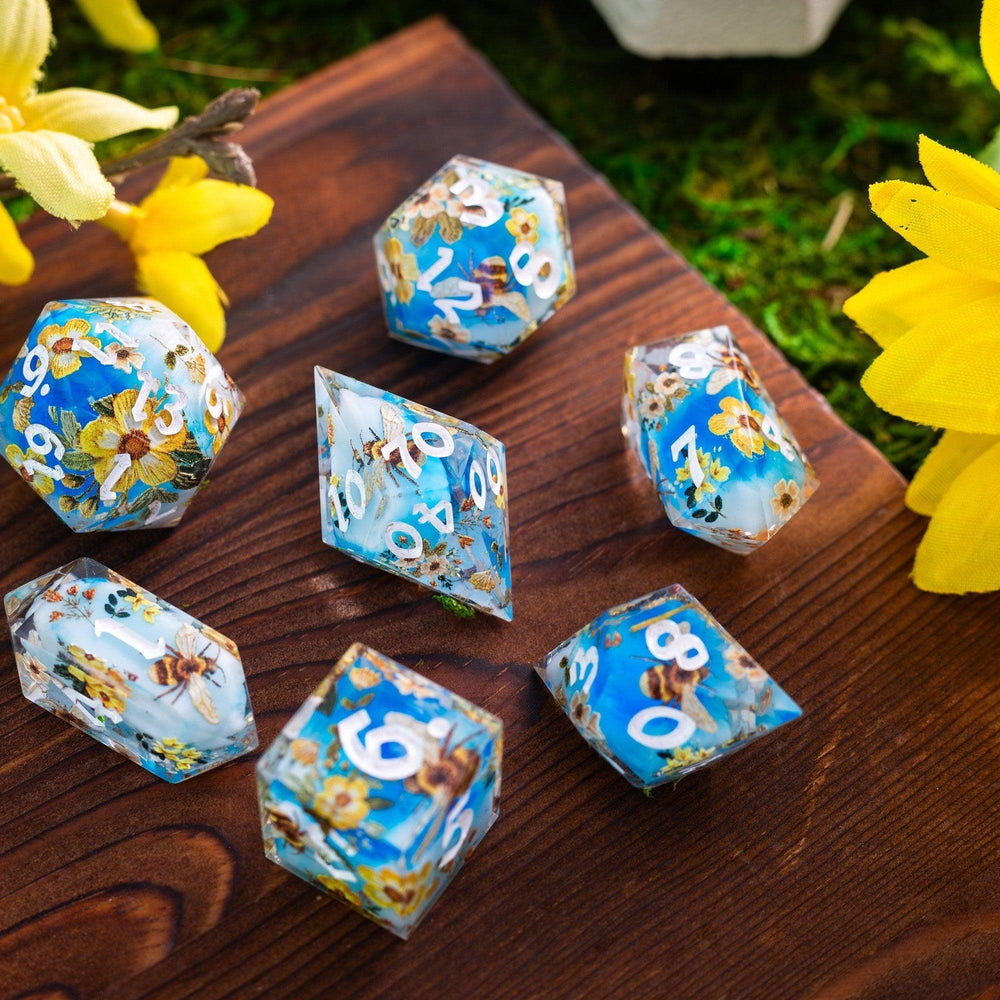 Bees And Flower Handmade Resin DND Dice Set (ONLINE ORDER ONLY)