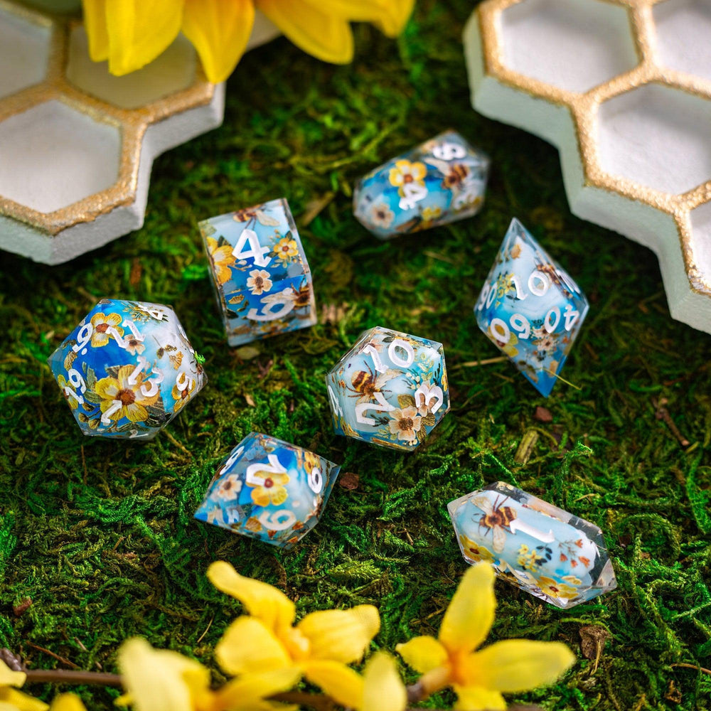 Bees And Flower Handmade Resin DND Dice Set (ONLINE ORDER ONLY)