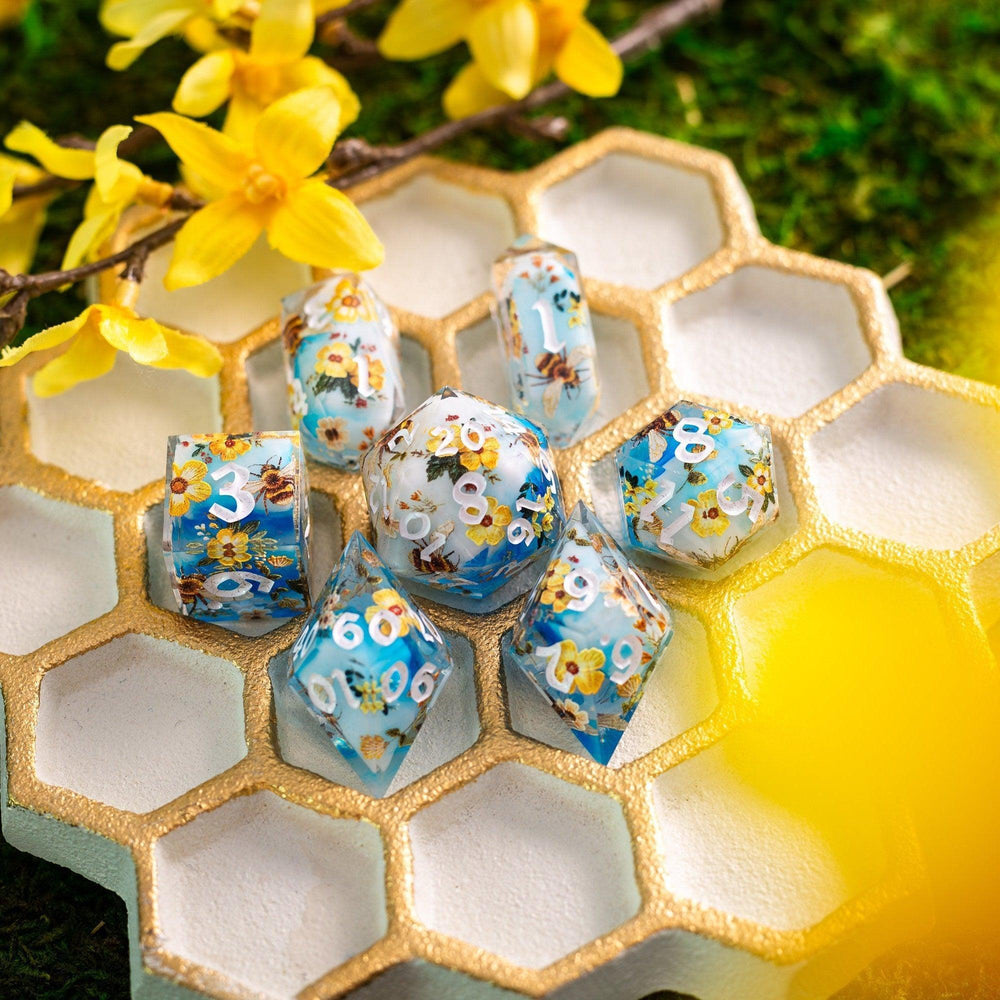 Bees And Flower Handmade Resin DND Dice Set (ONLINE ORDER ONLY)