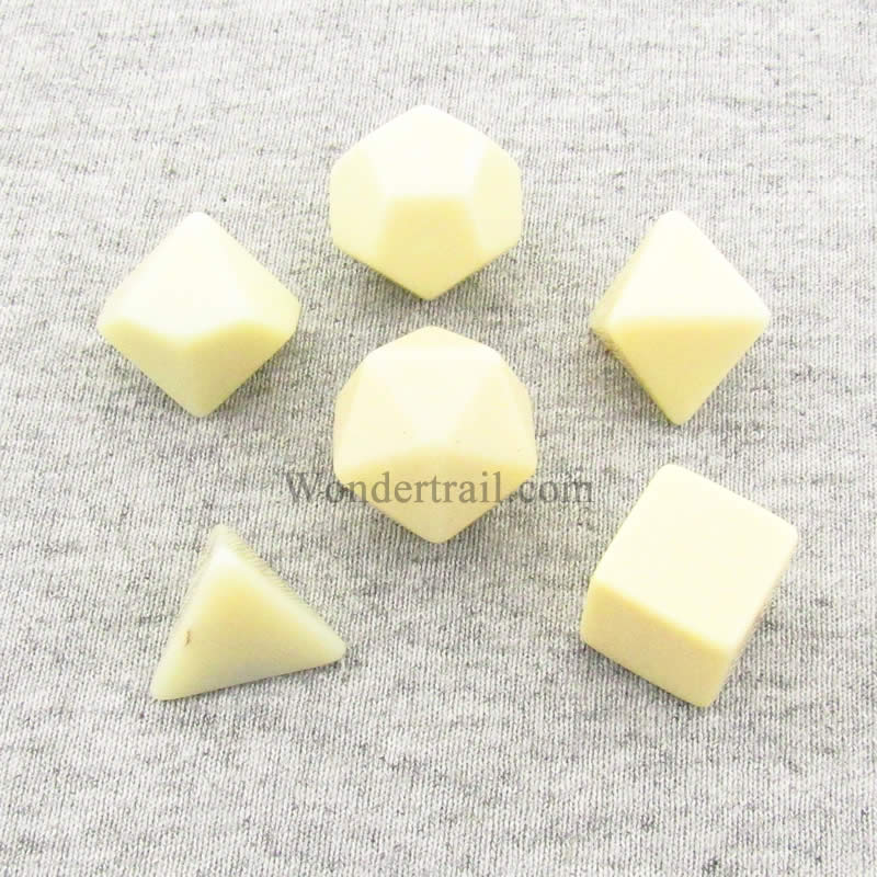 CHX29040 Ivory Blank Dice with No Pips 16mm (5/8in) Set of 6 Chessex (ONLINE ORDER ONLY)