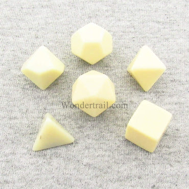 CHX29040 Ivory Blank Dice with No Pips 16mm (5/8in) Set of 6 Chessex (ONLINE ORDER ONLY)