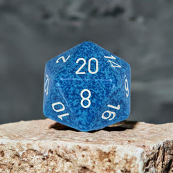 CHXXS2023 Water Speckled Die White Numbers D20 34mm Pack of 1 (ONLINE ORDER ONLY)