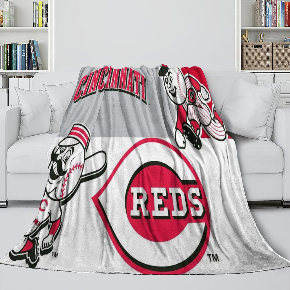 Cincinnati Reds Blanket Flannel Throw Room Decoration (Online Order Only)