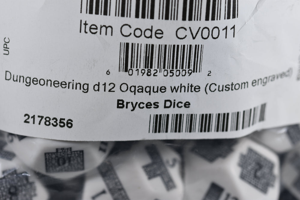 Dungeoneering d12 Opaque White Dice by Chessex - Navigate Your Adventure with Precision (Online Only)