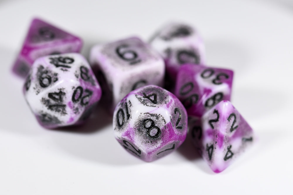 Blend Purple/White Ancient 7-Dice Set (Online Only)