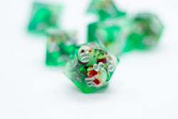 Teal Green Skull Inclusion 7-Dice Set Resin Sharp Edge RPG DND (Limited Stock) (Online Only)