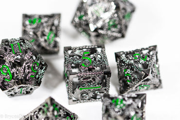 (Shimmering Silver) Deadly Dragon Dice: Shards of Oblivion Hollow Metal (Online Only)