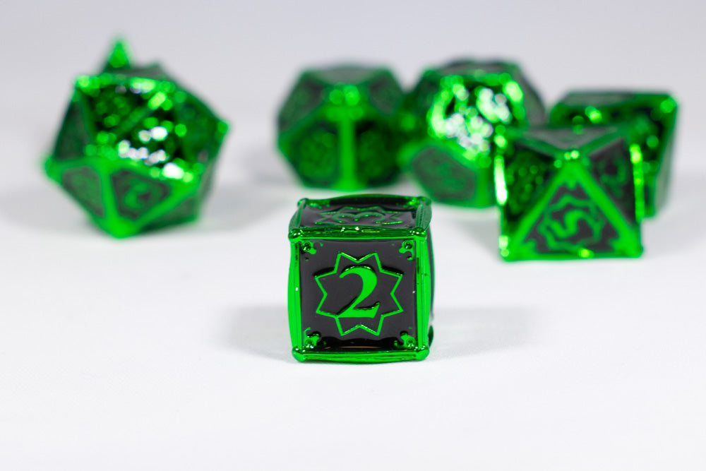 Alien 7-Dice Metal Set Green w/ Black Fill {North Star Dice Collection} (Online Only)