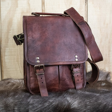 "D&D Ultimate Campaign" Leather Bag (v.2) (ONLINE ORDER ONLY)