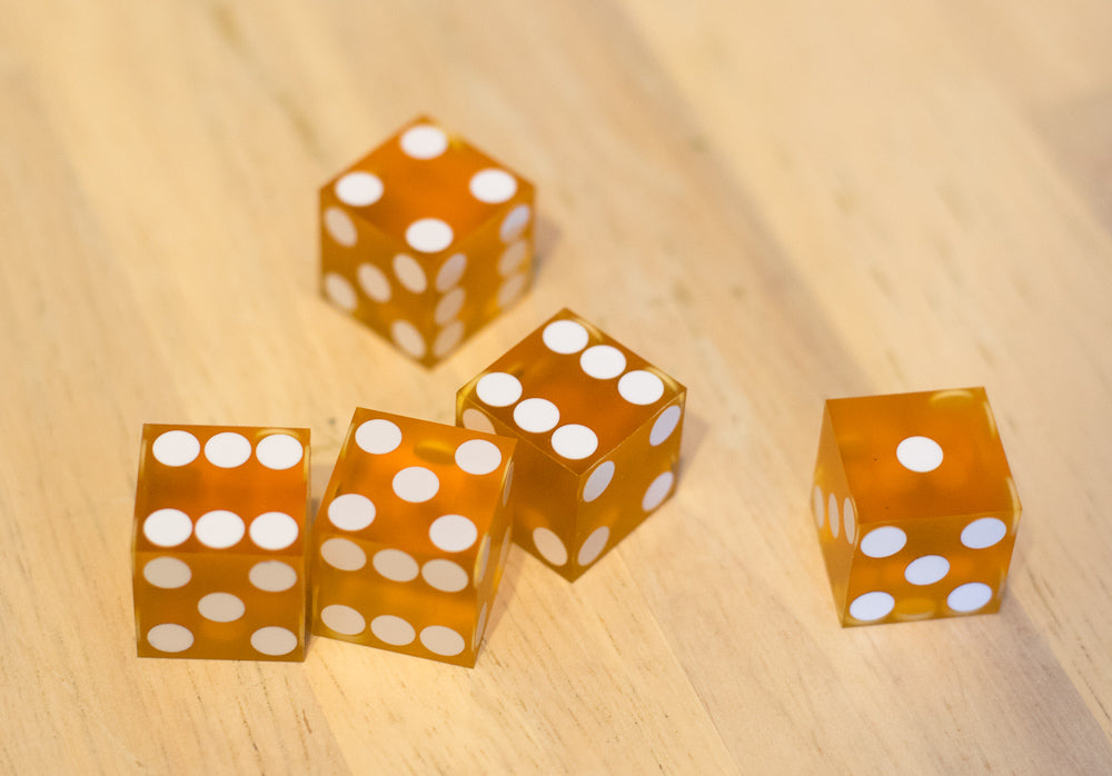 Orange Saffron Casino Dice d6 19mm Razor Edge No Serial Numbers or Names Clean (Online Only)