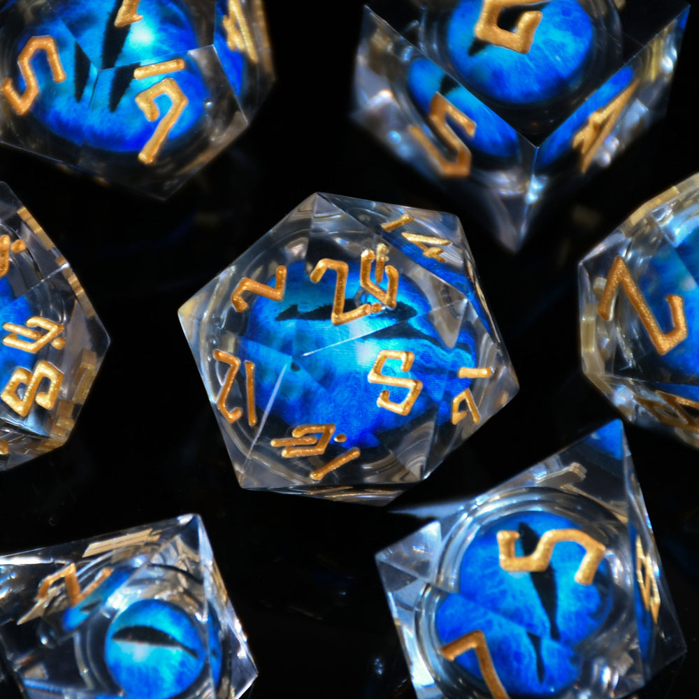 Pre-Order || Legacy of Blue Eyes Liquid Core Dice Set