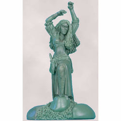 DSM1138 Female Sorcerer Close Combat Miniature Elmore Masterwork (ONLINE ORDER ONLY)