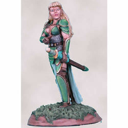 DSM1146 Female Elven Fighter with Long Sword Miniature (ONLINE ORDER ONLY)