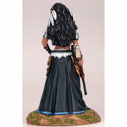 DSM1158 The Last Dragon Female Mage Miniature Elmore Masterwork (ONLINE ORDER ONLY)