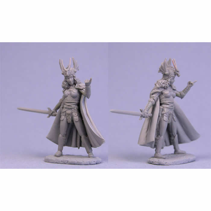 DSM1172 Cocky Female Knight with Sword Miniature Elmore Masterwork (ONLINE ORDER ONLY)