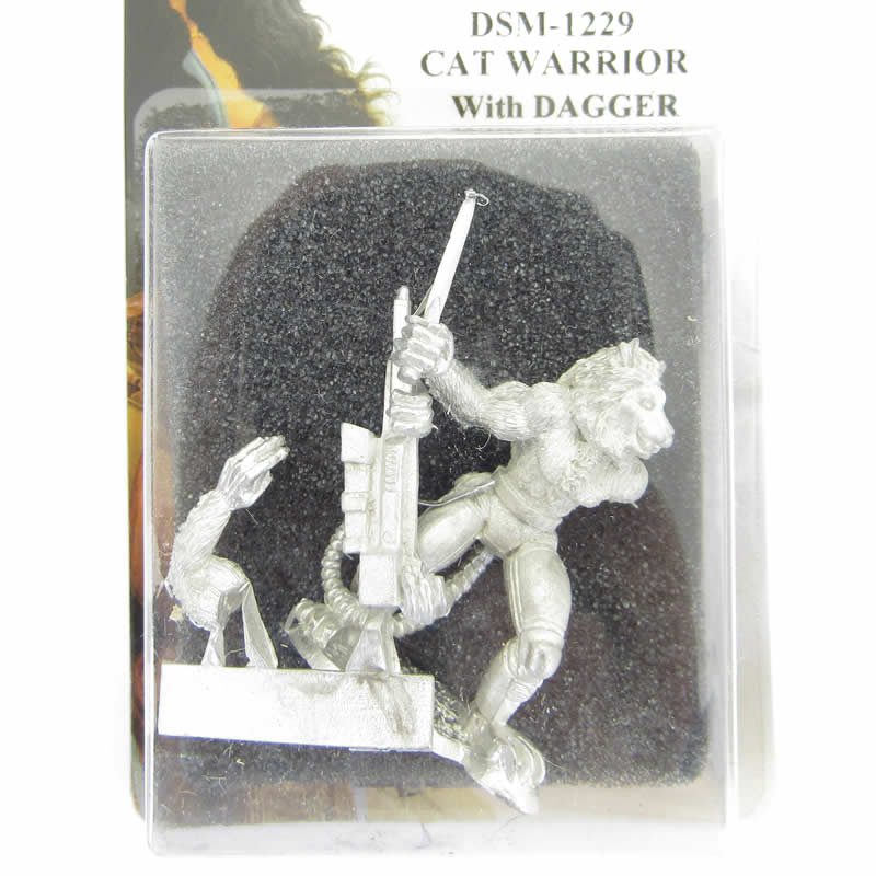 DSM1229 Cat Warrior With Dagger Miniature Elmore Masterwork (ONLINE ORDER ONLY)