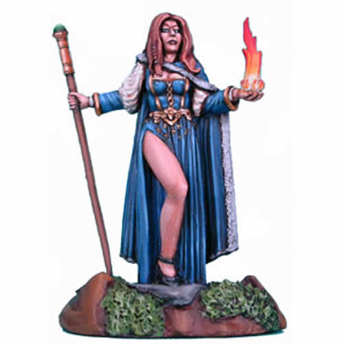 DSM3101 Female Mage with Staff Miniature Caldwell Masterworks (ONLINE ORDER ONLY)