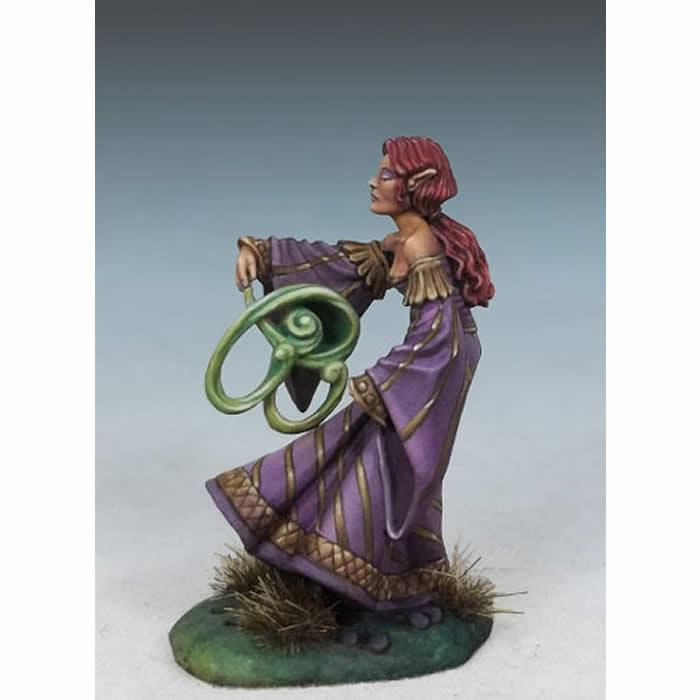 DSM4611 Ash Firefeather Female Elven Mage Miniature Diterlizzi Masterworks (ONLINE ORDER ONLY)