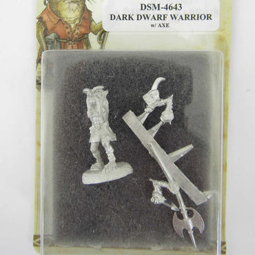 DSM4643 Dark Dwarf Warrior with Axe Miniature Diterlizzi Masterworks (ONLINE ORDER ONLY)