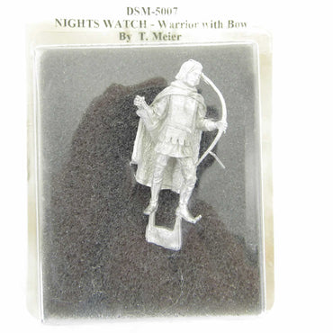 DSM5007 Nights Watch Warrior With Bow Miniature George R.R. Martin (ONLINE ORDER ONLY)