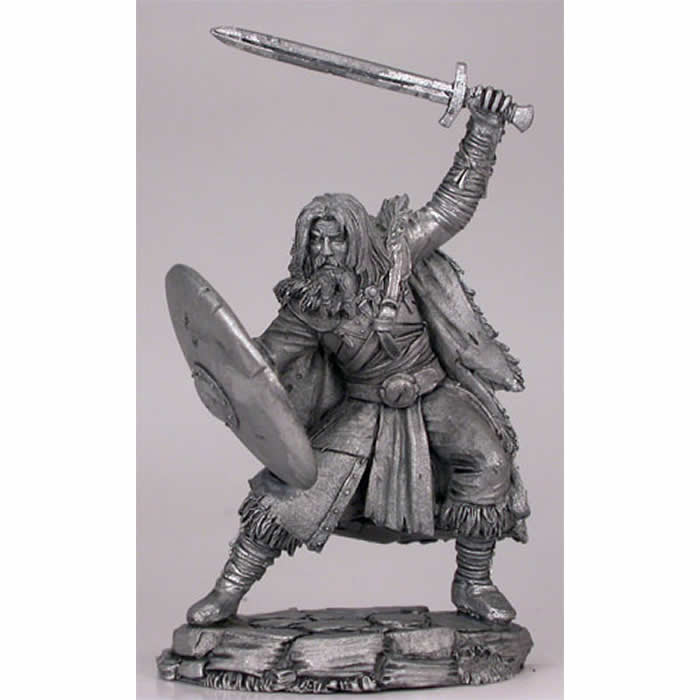 DSM5015 Wildling Warrior with Long Sword and Shield Miniature (ONLINE ORDER ONLY)