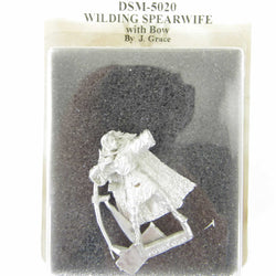 DSM5020 Wildling Spearwife with Bow Miniature George R.R. Martin Masterworks (ONLINE ORDER ONLY)