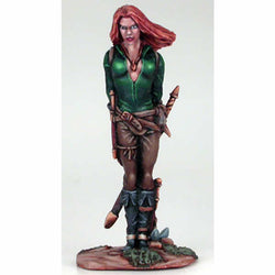 DSM7211 Female Thief Miniature Visions In Fantasy Dark Sword Miniatures (ONLINE ORDER ONLY)