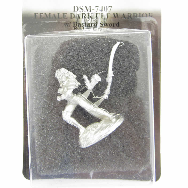 DSM7407 Female Dark Elf With Bastard Sword Miniature Visions In Fantasy (ONLINE ORDER ONLY)
