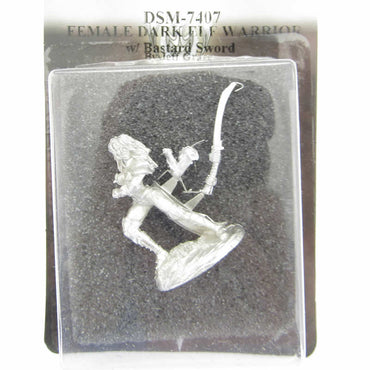 DSM7407 Female Dark Elf With Bastard Sword Miniature Visions In Fantasy (ONLINE ORDER ONLY)
