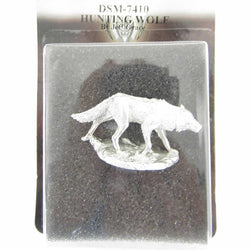 DSM7410 Hunting Wolf Miniature Visions In Fantasy Dark Sword Miniatures (ONLINE ORDER ONLY)