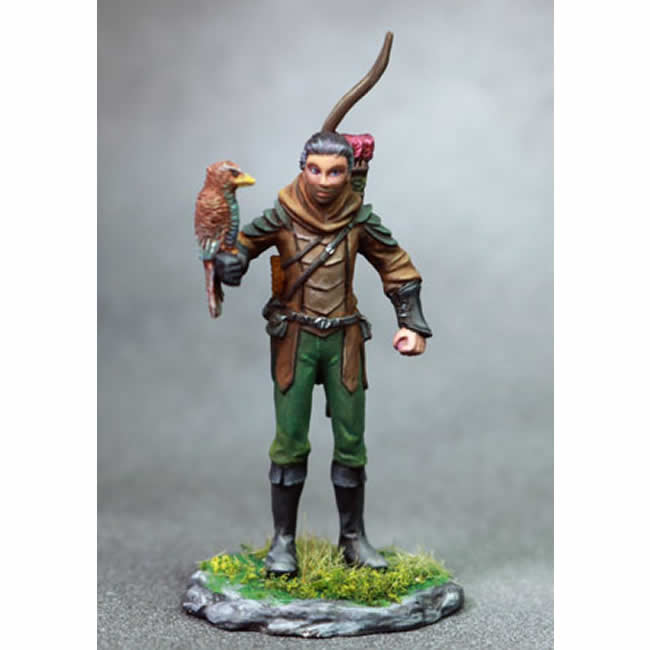 DSM7628 Male Ranger with Bow Miniature Stephanie Law Masterworks (ONLINE ORDER ONLY)