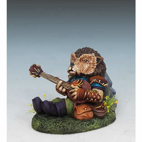 DSM8039 Hedgehog Bard With Lute Miniature Critter Kingdoms (ONLINE ORDER ONLY)