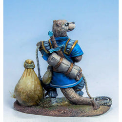DSM8088 Otter Roque With Loot Miniature Critter Kingdoms (ONLINE ORDER ONLY)