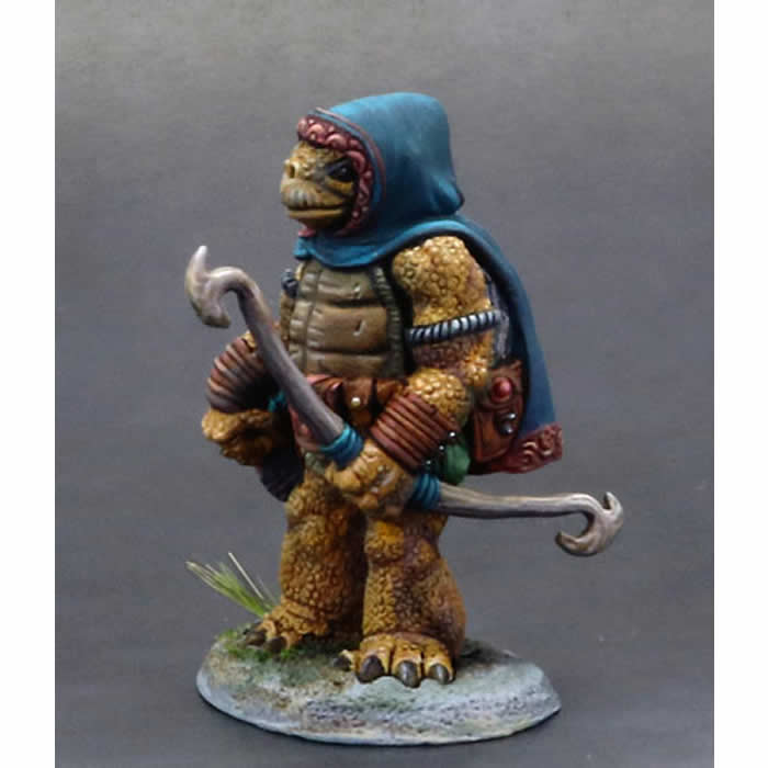 DSM8124 Tortoise Ranger with Bow Miniature Critter Kingdoms Dark Sword (ONLINE ORDER ONLY)