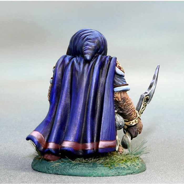 DSM8131 Sloth Rogue With Sword Miniature Critter Kingdoms Dark Sword (ONLINE ORDER ONLY)