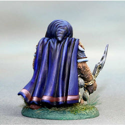 DSM8131 Sloth Rogue With Sword Miniature Critter Kingdoms Dark Sword (ONLINE ORDER ONLY)