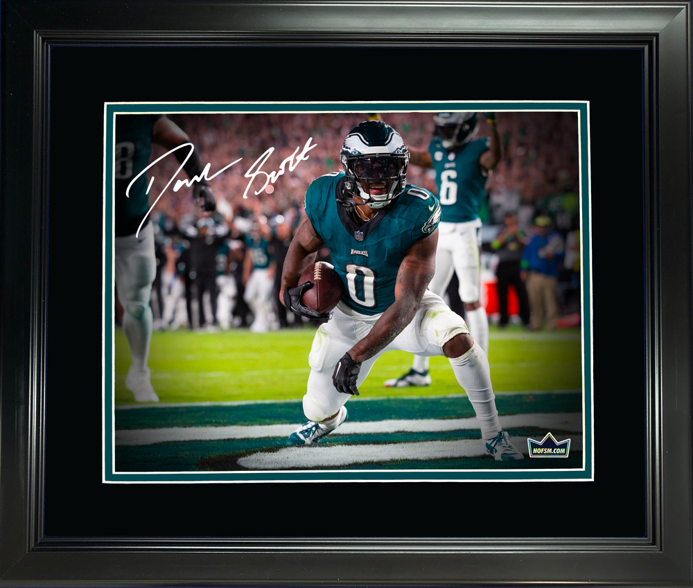 Framed D'Andre Swift Facsimile Laser Engraved Signature Auto Philadelphia Eagles 11"x14"Football Photo HOFSM Holo (ONLINE ORDER ONLY)