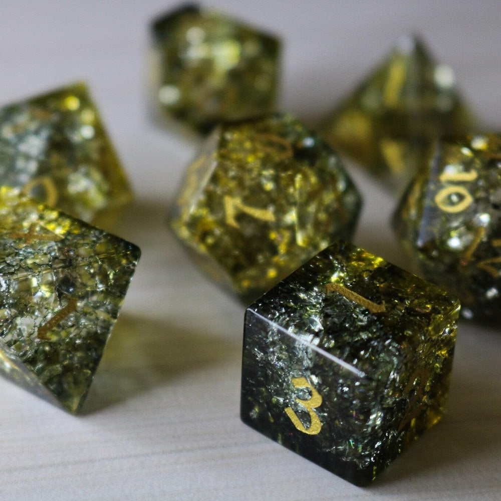 Dark Sun (Green And Yellow) Forge Fire Glass DND Dice Set (ONLINE ORDER ONLY)