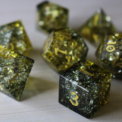 Dark Sun (Green And Yellow) Forge Fire Glass DND Dice Set (ONLINE ORDER ONLY)