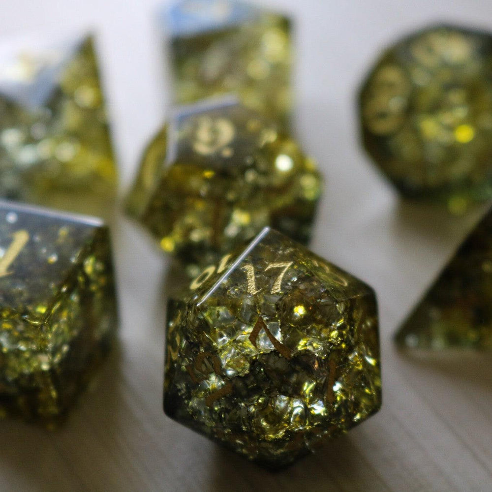 Dark Sun (Green And Yellow) Forge Fire Glass DND Dice Set (ONLINE ORDER ONLY)