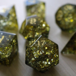 Dark Sun (Green And Yellow) Forge Fire Glass DND Dice Set (ONLINE ORDER ONLY)