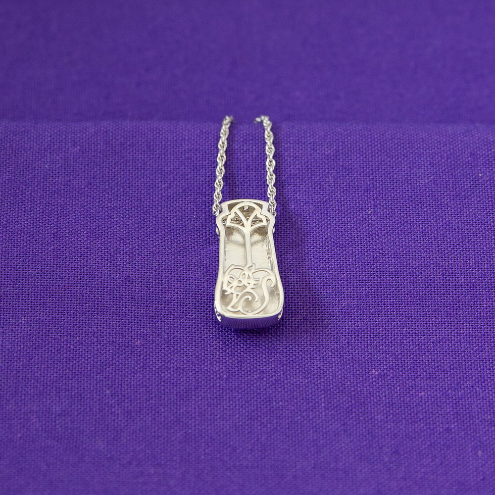 Disney X RockLove DISNEY THE EMPERORS NEW GROOVE Yzma Iconic Villains Necklace (ONLINE ORDER ONLY)