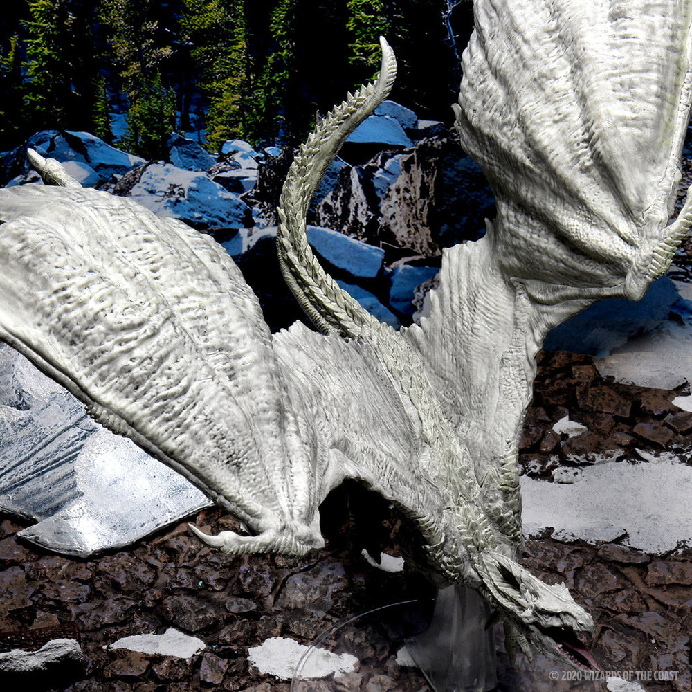 D&D: Icons of the Realms - Adult White Dragon Premium Figure (ONLINE ORDER ONLY)