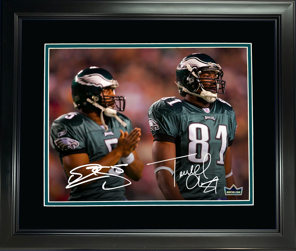 Framed Donovan McNabb & Terrell Owens Dual Facsimile Laser Engraved Signature Auto Philadelphia Eagles 11"x14" Football Photo HOFSM Holo (ONLINE ORDER ONLY)