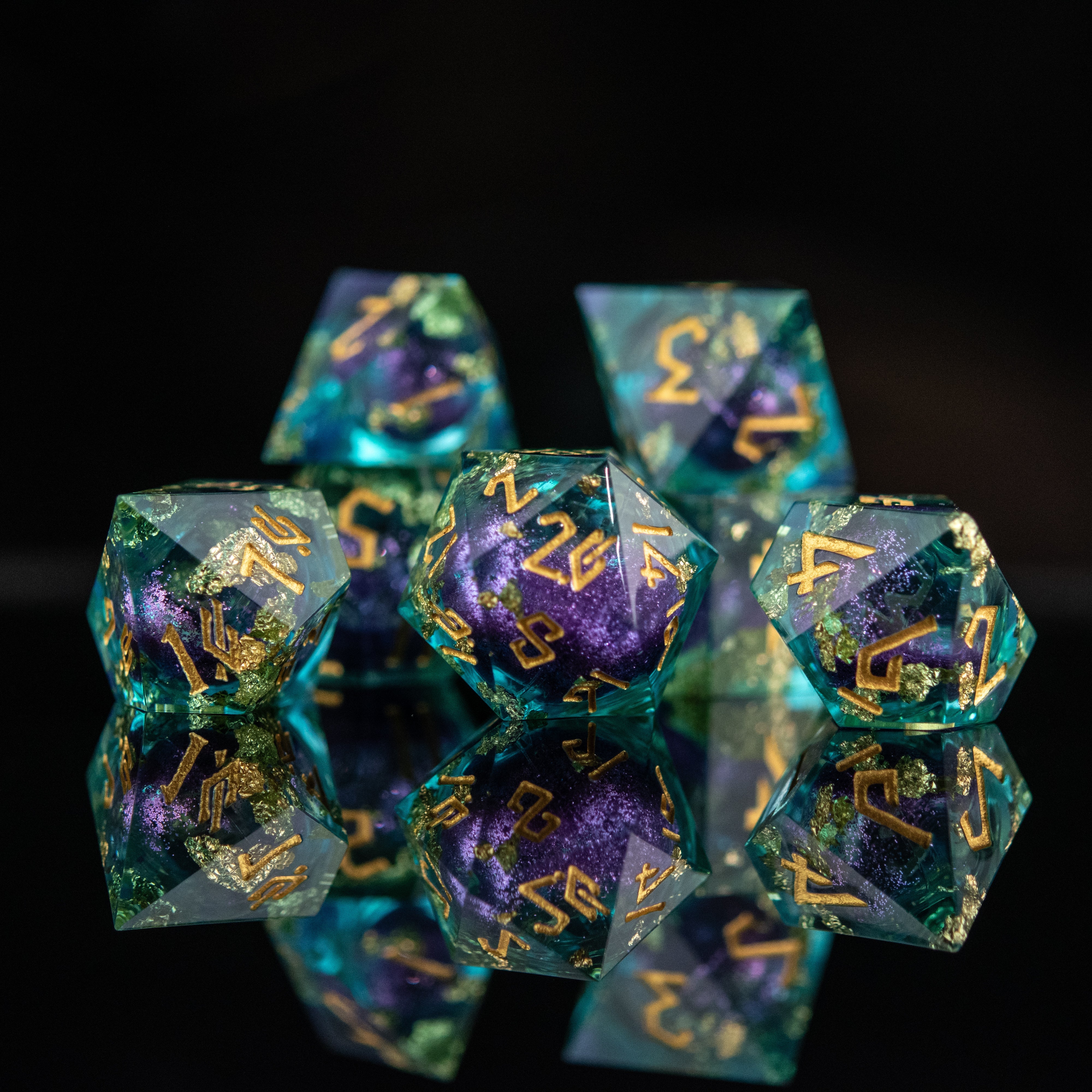 Siren's Treasure Liquid Core Dice Set (ONLINE ORDER ONLY)