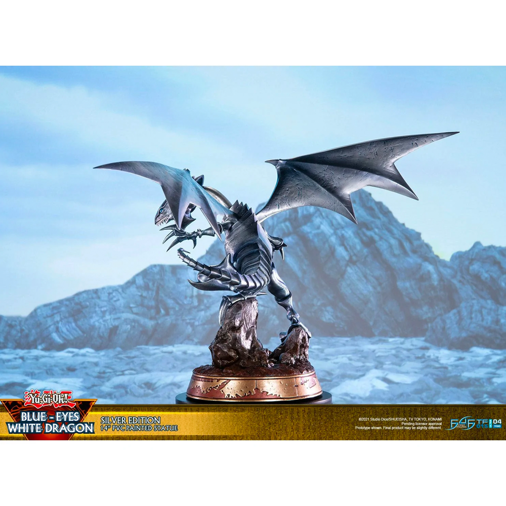 First 4 Figures: Yu-Gi-Oh! - Blue Eyes White Dragon (Silver Variant) Statue (ONLINE ORDER ONLY)